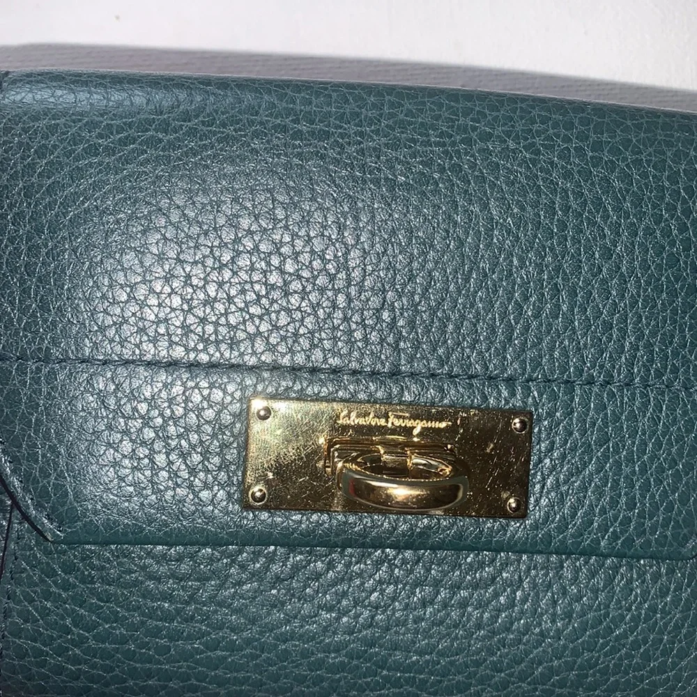 Salvatore Ferragamo Gancini claps leather compact wallet